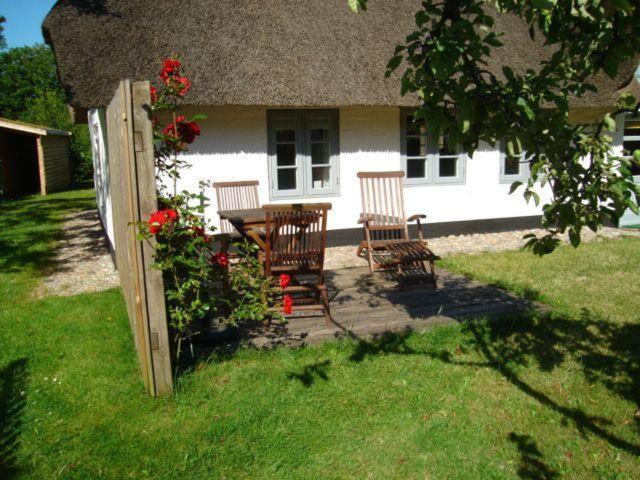 Fischerkate-Mit-Schoenem-Garten Sankt Peter-Ording Exterior photo